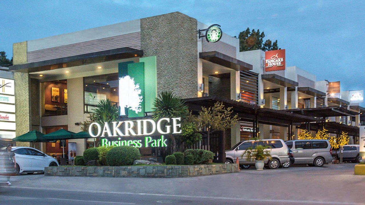 Piandré Salon – Oakridge editorial view 1